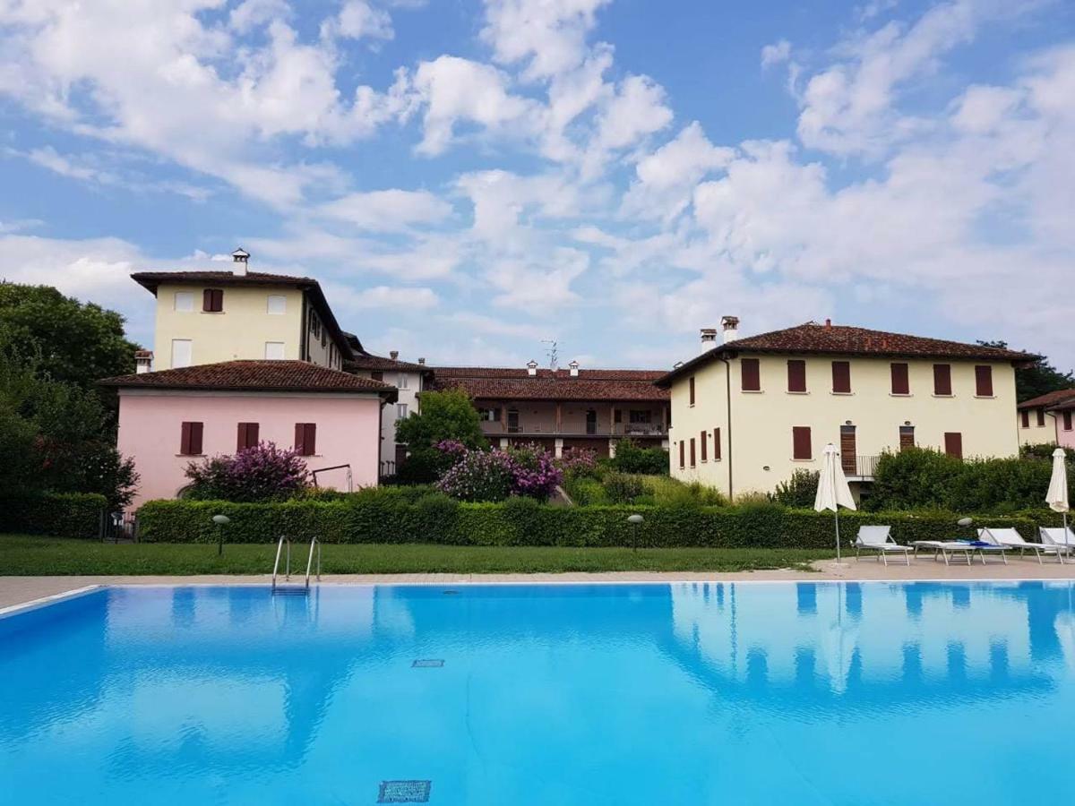 Willa Designcontrodesign Desenzano del Garda Zewnętrze zdjęcie