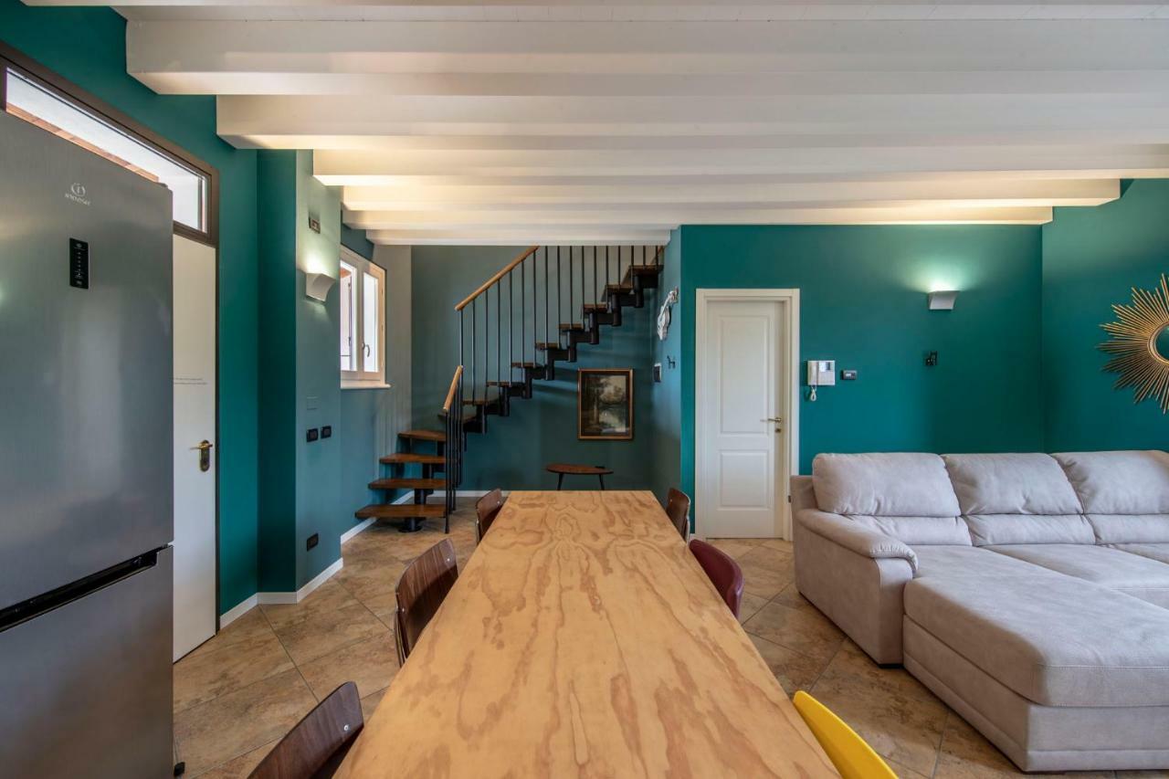 Willa Designcontrodesign Desenzano del Garda Zewnętrze zdjęcie