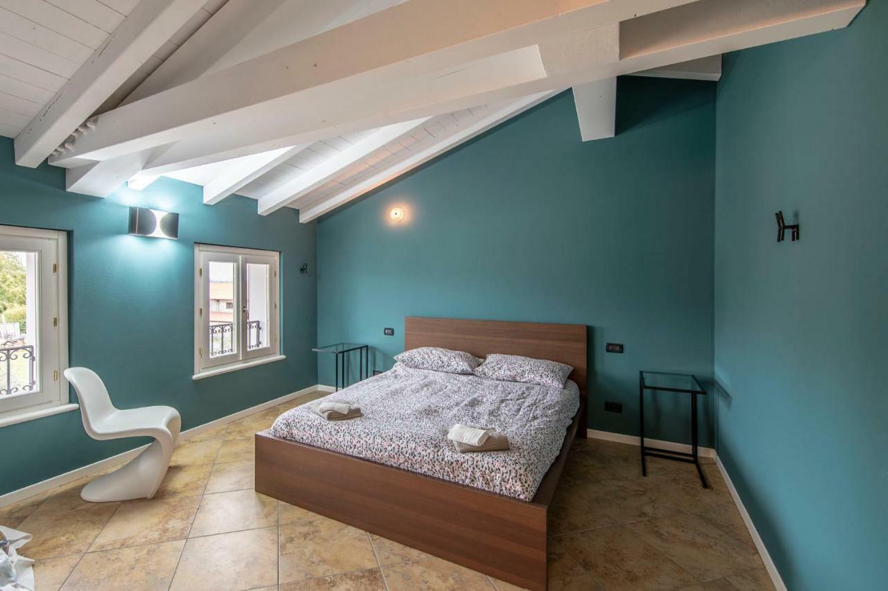 Willa Designcontrodesign Desenzano del Garda Zewnętrze zdjęcie