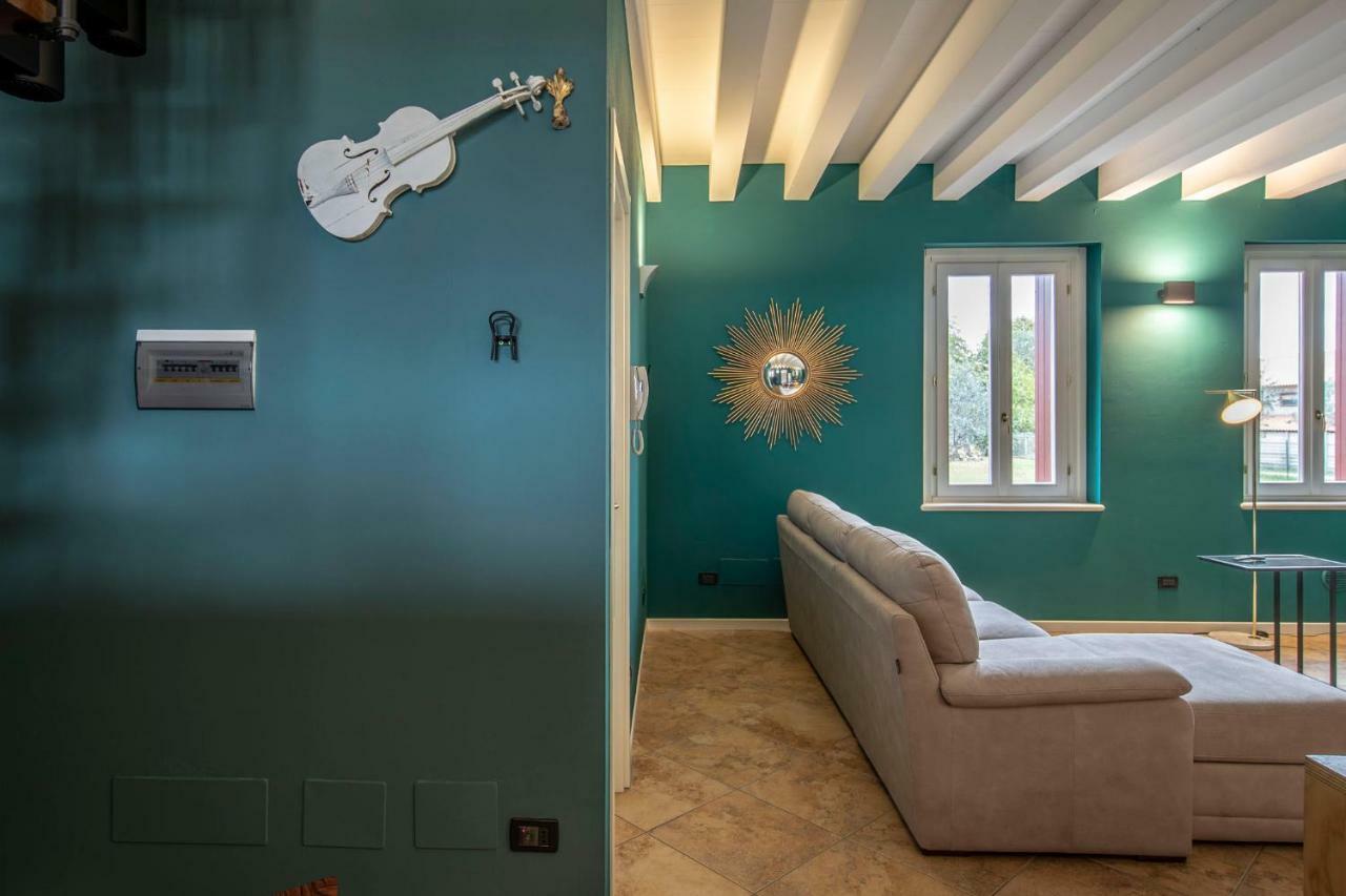 Willa Designcontrodesign Desenzano del Garda Zewnętrze zdjęcie