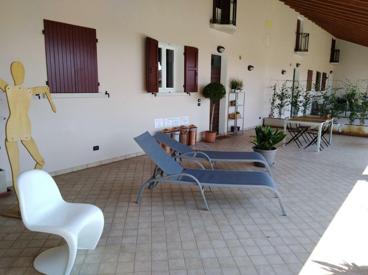 Willa Designcontrodesign Desenzano del Garda Zewnętrze zdjęcie