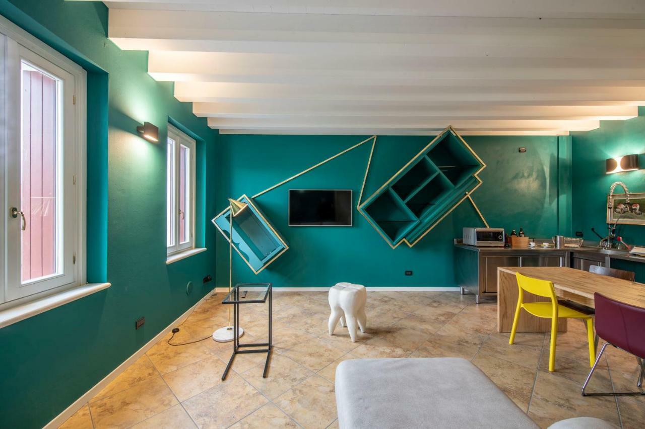 Willa Designcontrodesign Desenzano del Garda Zewnętrze zdjęcie
