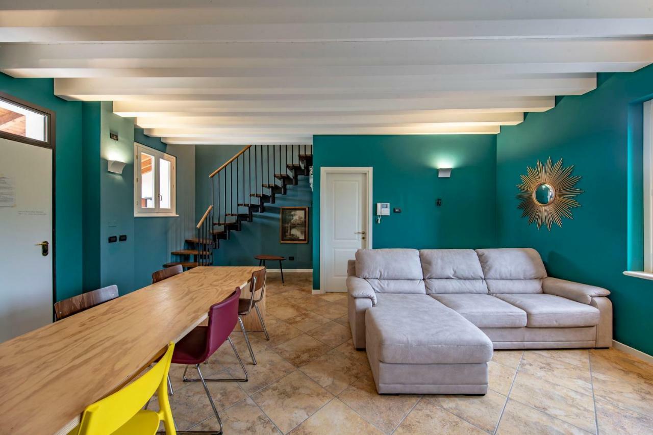 Willa Designcontrodesign Desenzano del Garda Zewnętrze zdjęcie